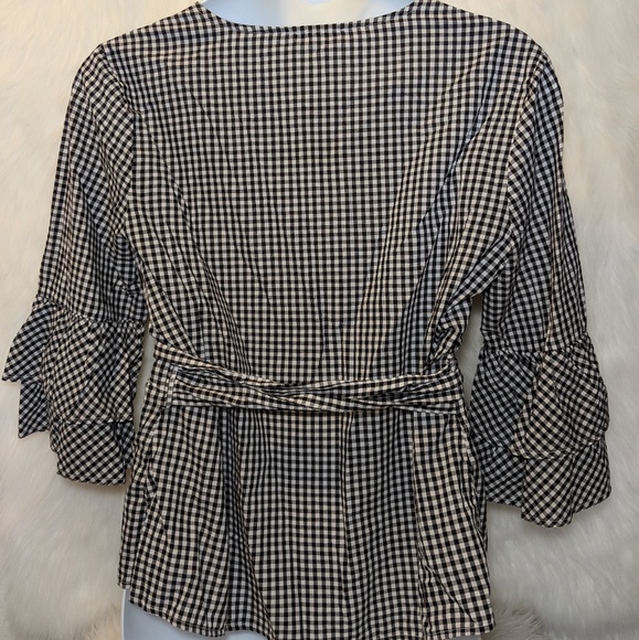 Beachlunchlounge Black & White Checker Wrap Blouse - Picture 3 of 8
